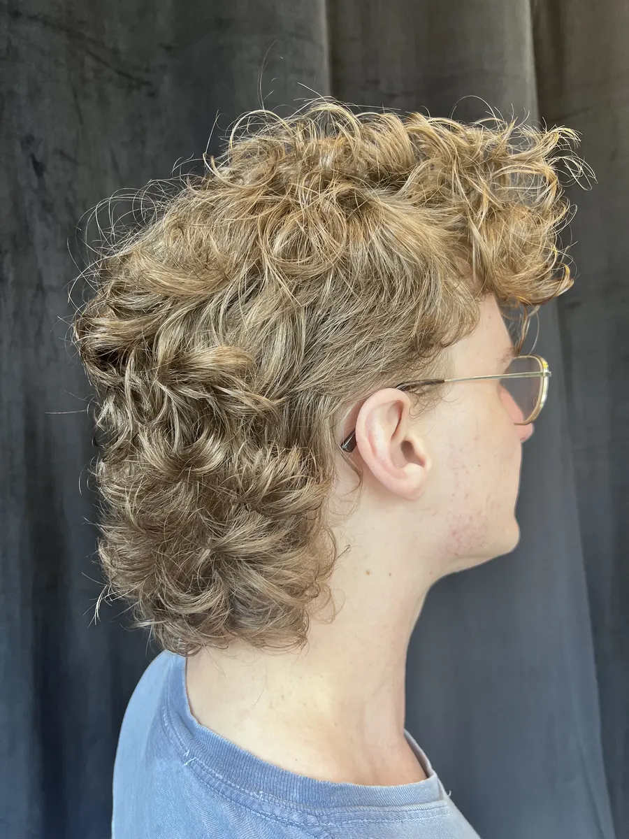 Natural curly haircut at The Gilded Edge, West Seattle salon